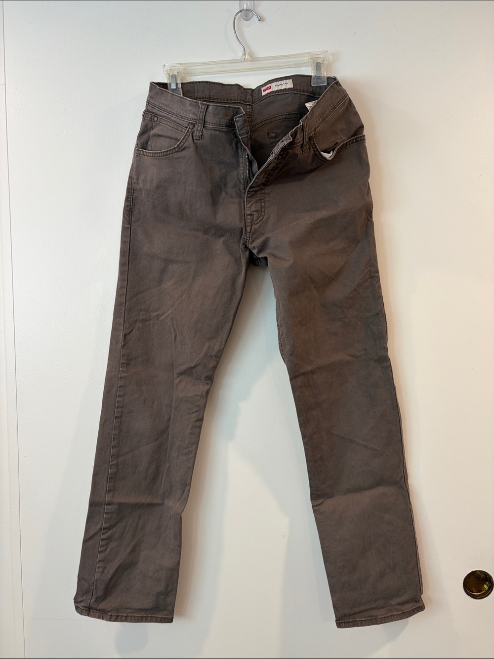 Wrangler Men's Straight Jeans in Light Brown